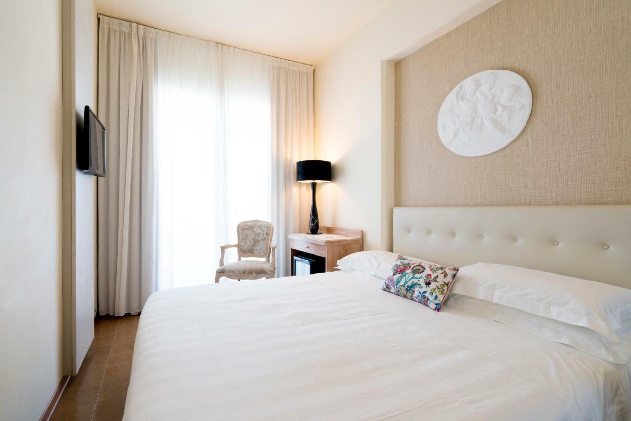 Joseph Hotel 3*